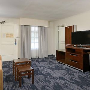 King Studio Mobility or hearing accessible